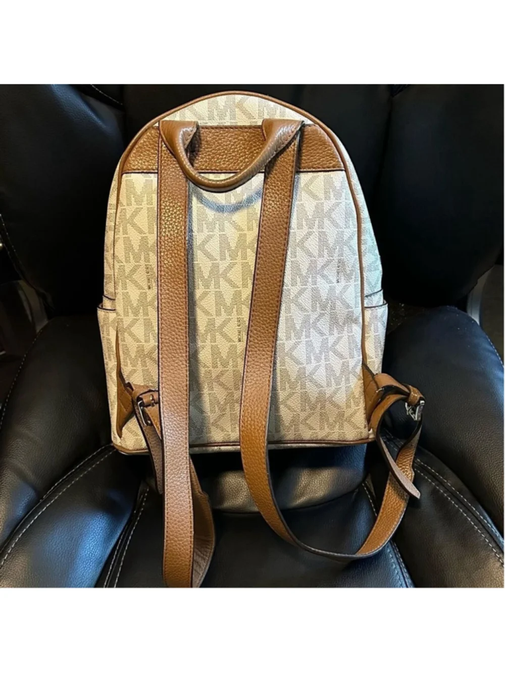 Michael Michael Kors Abbey Medium Studded Signature Backpack White/Acorn